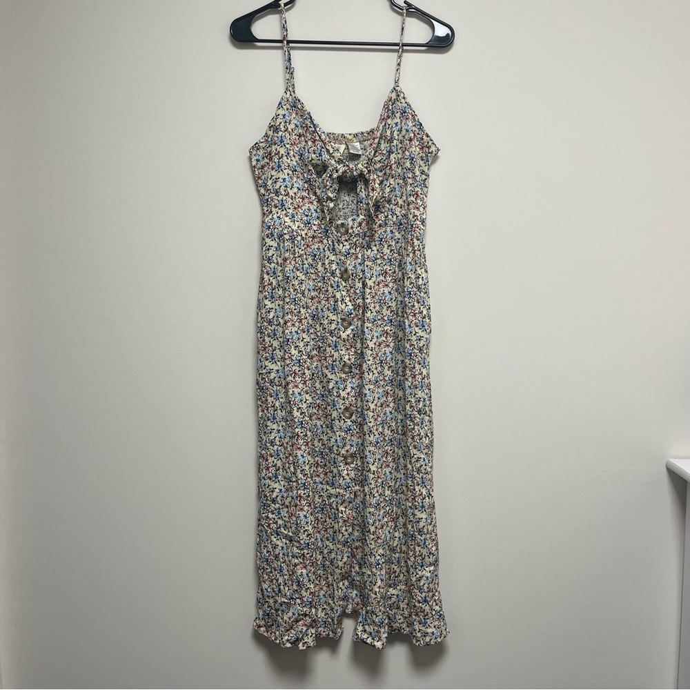 Floral Tie-Front Spaghetti Strap Maxi Dress in Multicolor